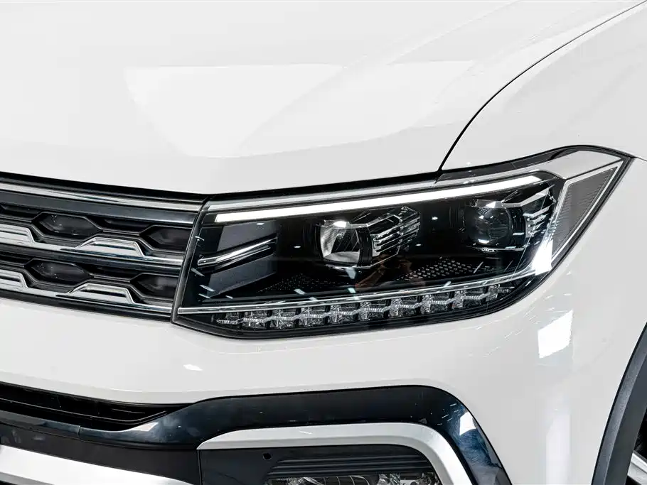 Volkswagen T-Cross 2021 — фото 4