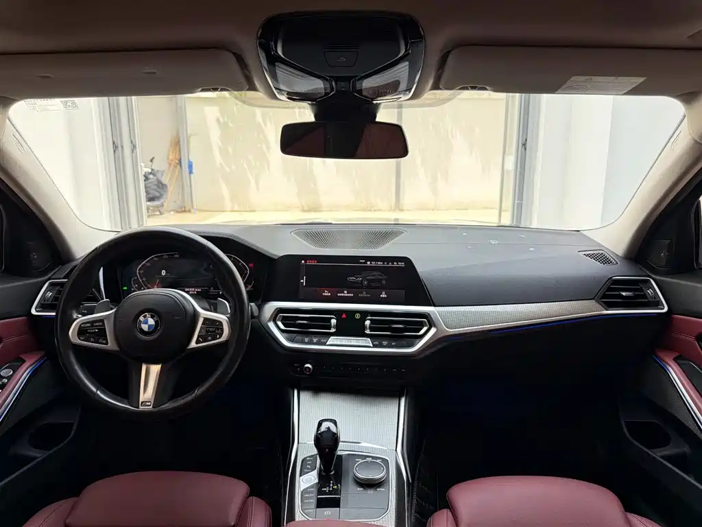 BMW 3 Series 2021 — фото 17