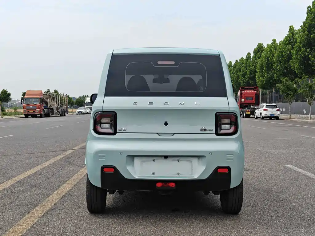 Geely Galaxy Panda 2024 — фото 10