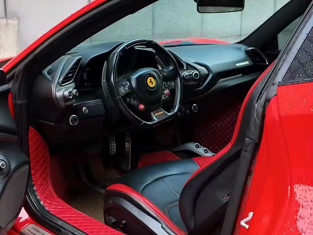 Ferrari 488 2017 — фото 6