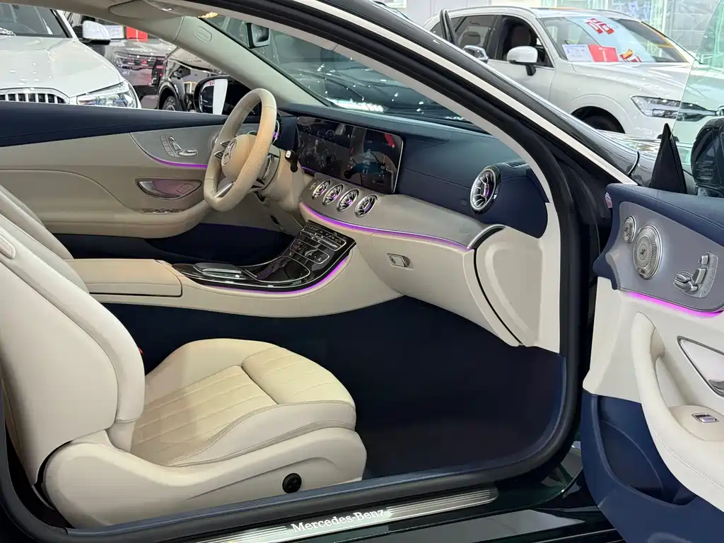 Mercedes-Benz E-Class 2023 — фото 9