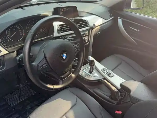 BMW 3 Series 2016