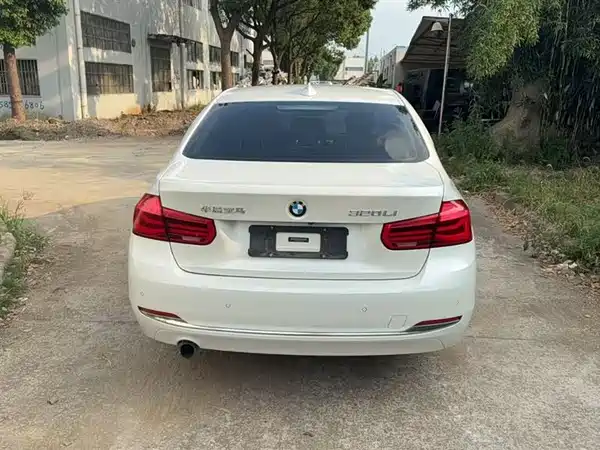 BMW 3 Series 2016