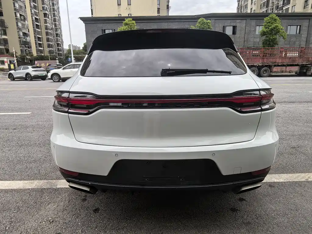 Porsche Macan 2018 — фото 6