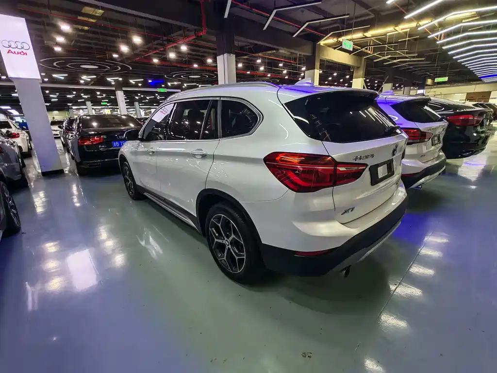 BMW X1 2019 — фото 15