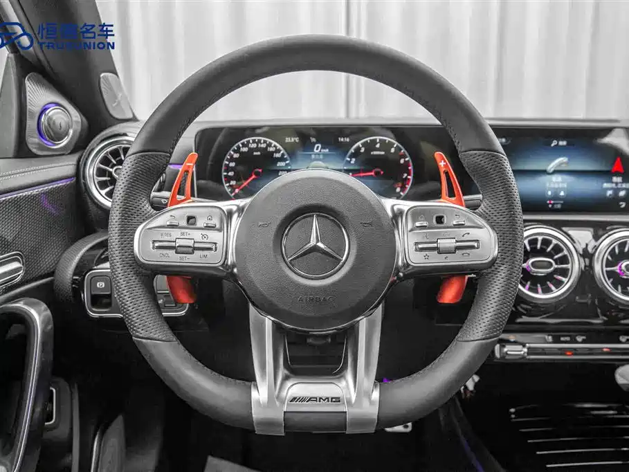 Mercedes-Benz A-Class 2019 — фото 17