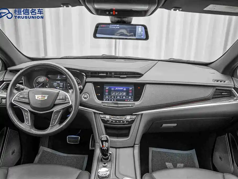 Cadillac XT5 2024 — фото 13