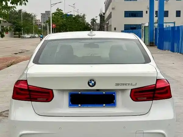 BMW 3 Series 2017