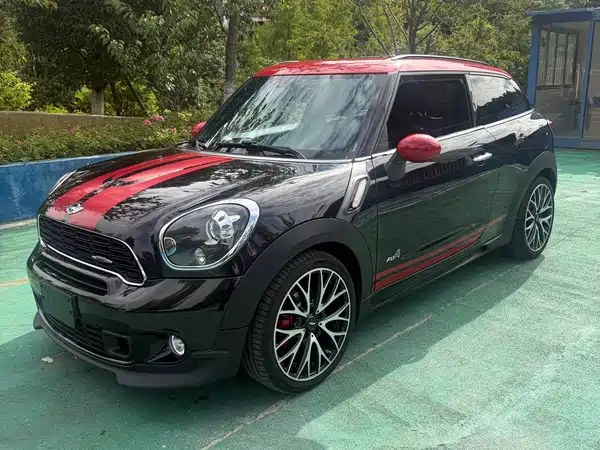 MINI JCW PACEMAN 2014