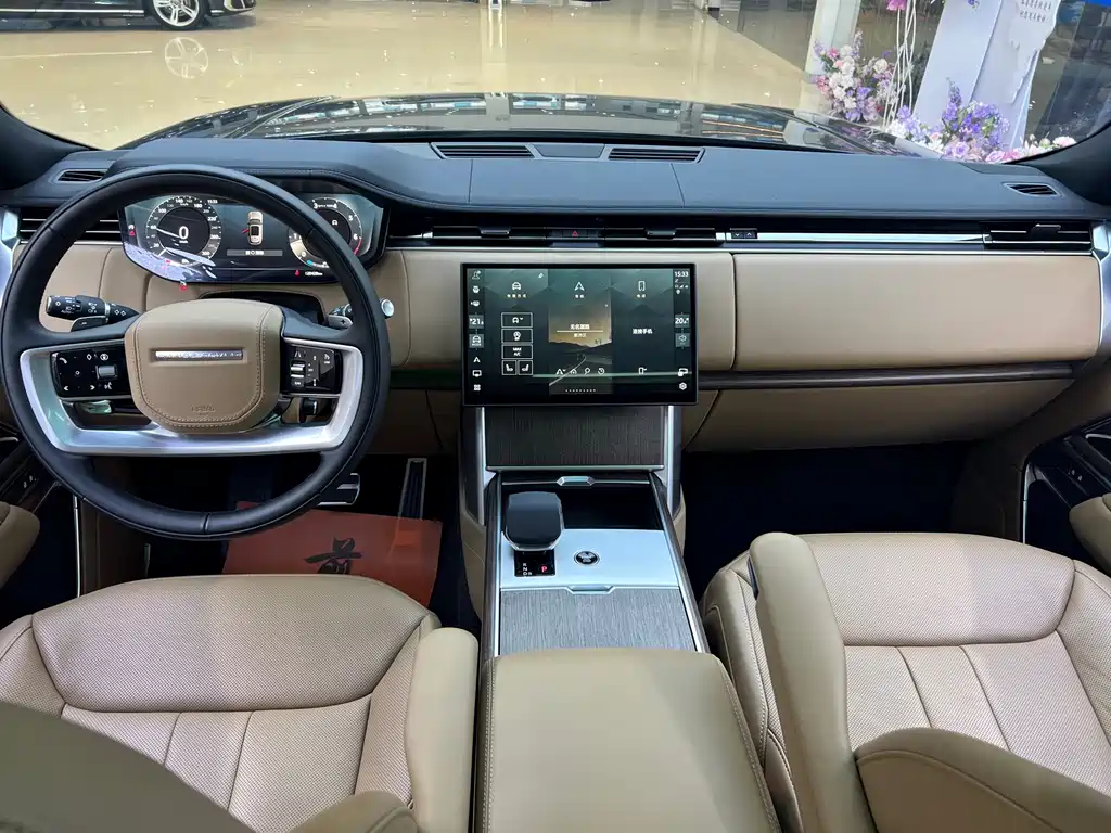 Land Rover Range Rover 2025 — фото 20
