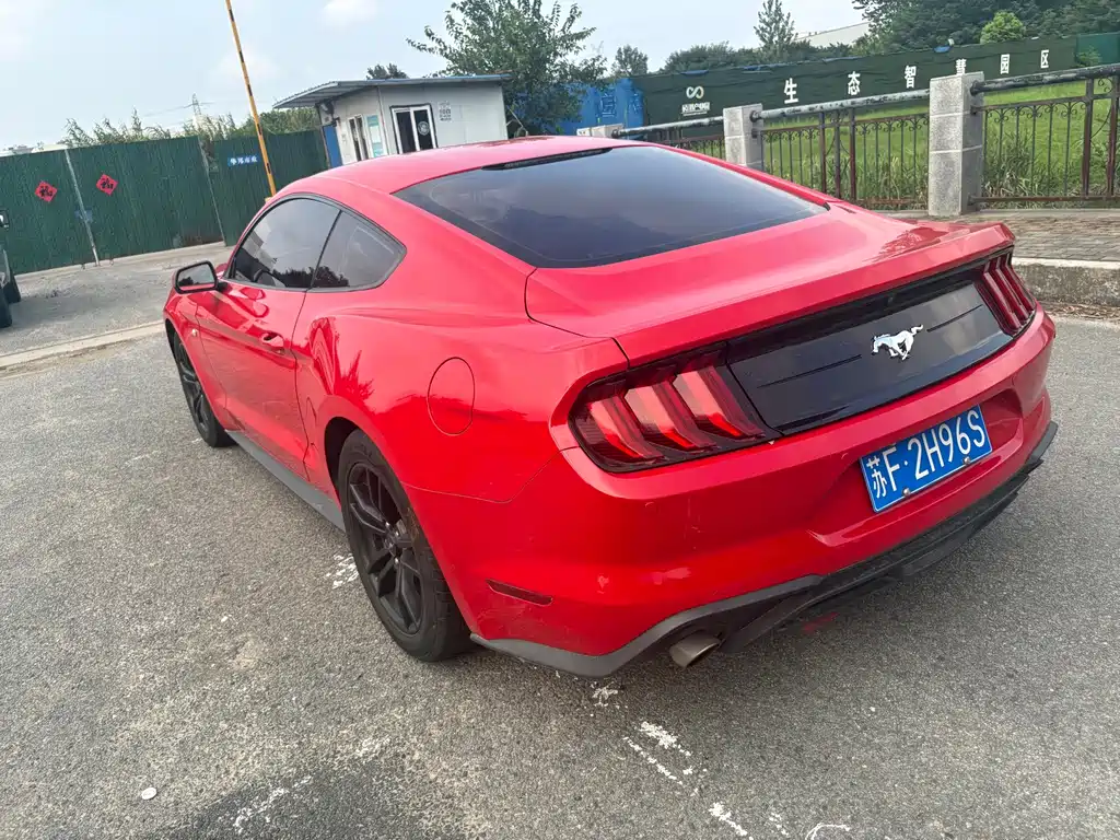 Ford Mustang 2018 — фото 9