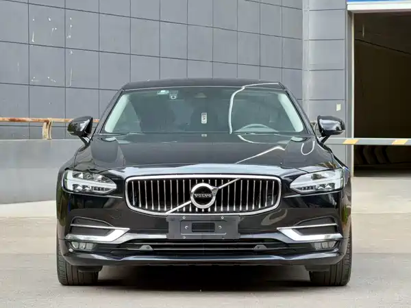 Volvo S90 2019