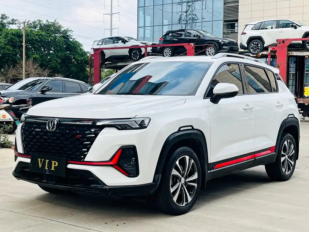Changan CS35PLUS 2021 — фото 1