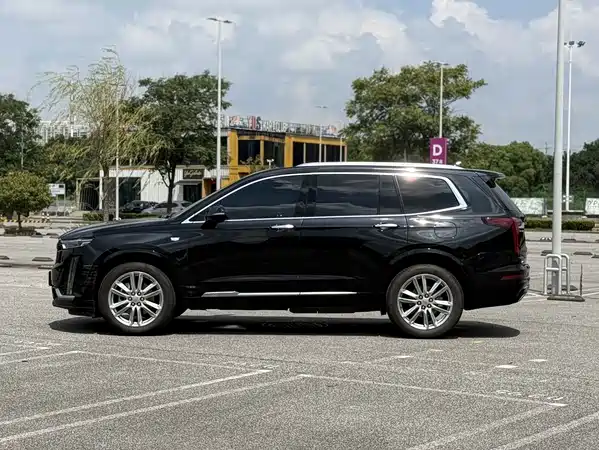 Cadillac XT6 2024