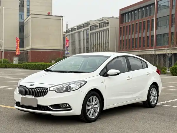 Kia K3 2015