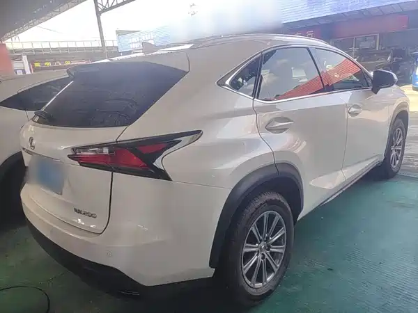 Lexus NX 2017