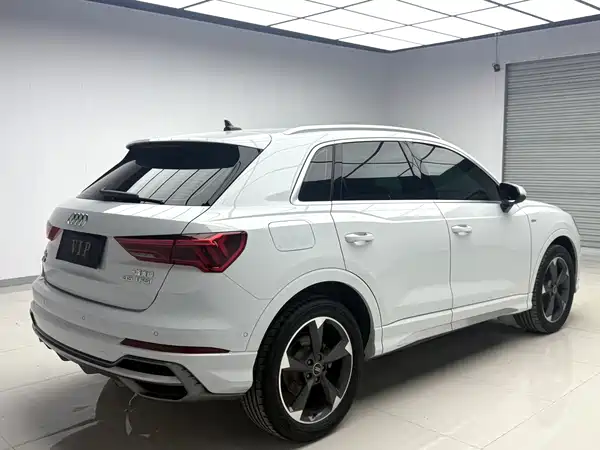 Audi Q3 2023