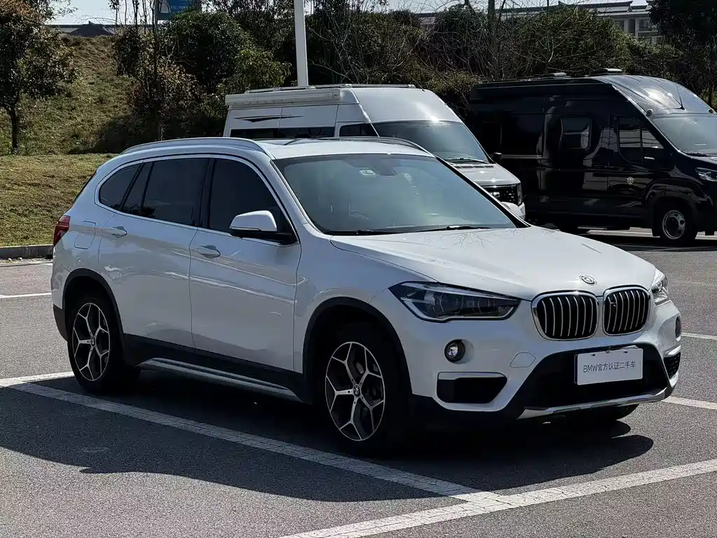 BMW X1 2018 — фото 3