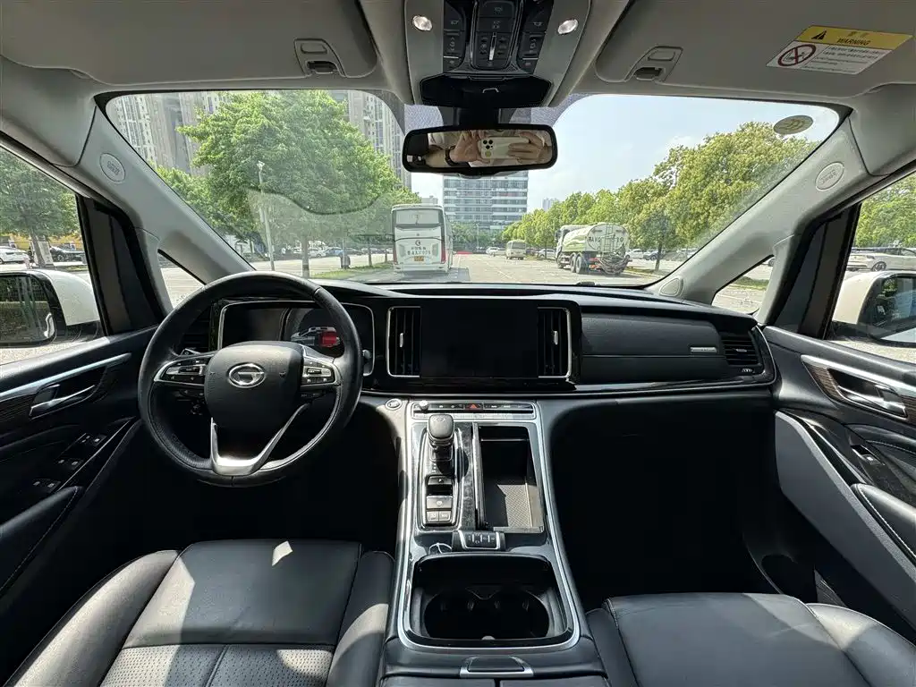 GAC Motor Trumpchi M8 2022 — фото 18