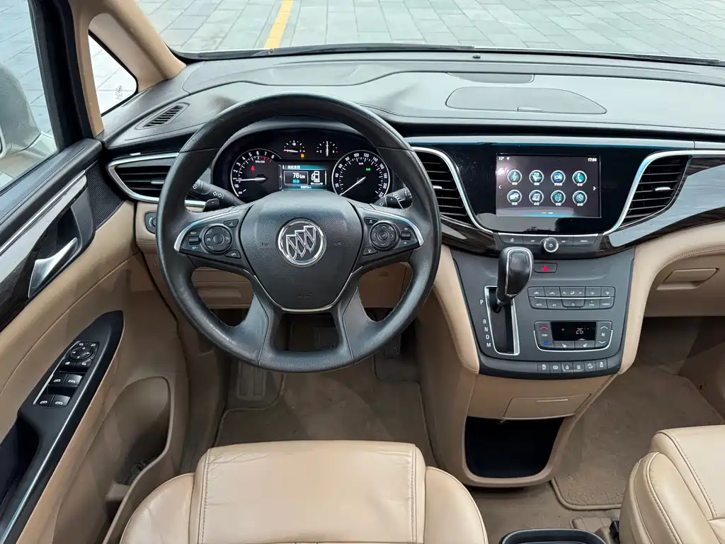 Buick GL8 2017 — фото 13