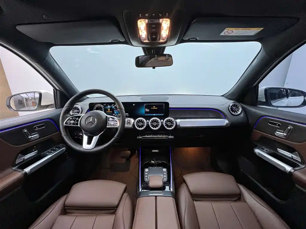 Mercedes-Benz GLB 2023 — фото 9