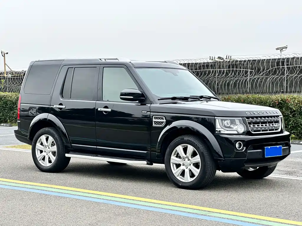 Land Rover Discovery 2019 — фото 3