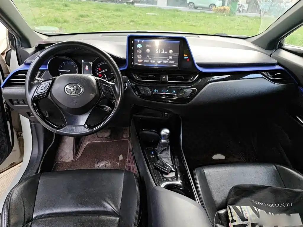 Toyota IZOA 2018 — фото 13