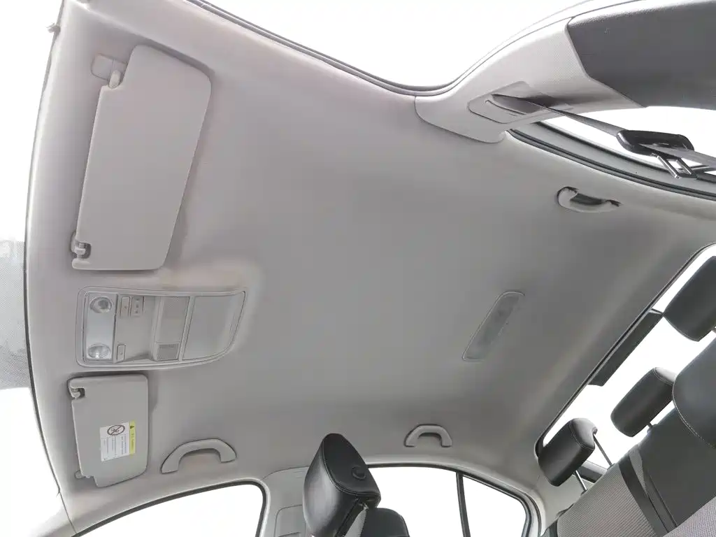 Skoda Octavia 2017 — фото 14