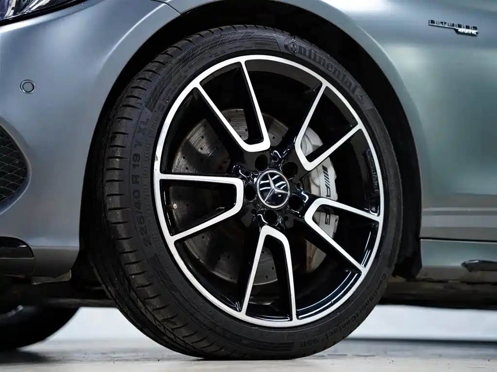 Mercedes-Benz C-Class AMG 2019 — фото 19
