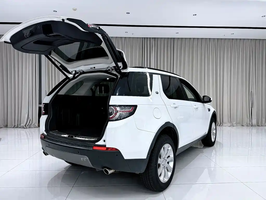 Land Rover Discovery Sport 2019 — фото 10