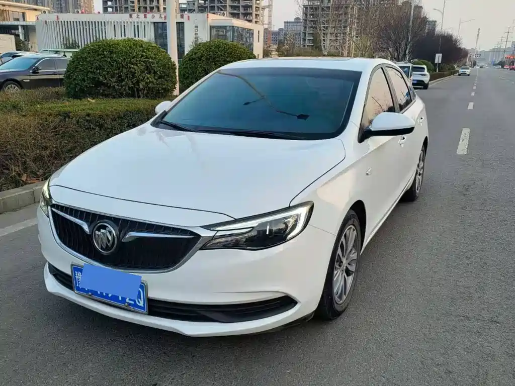 Buick Excelle 2021 — фото 1