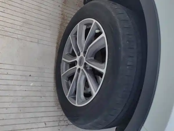 Geely Boyue 2021