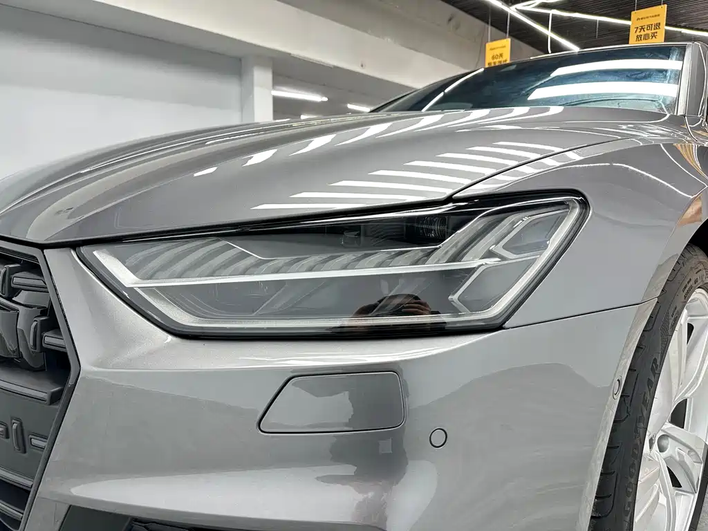 Audi A7L 2023 — фото 18
