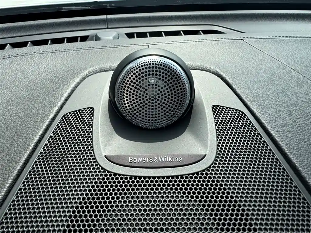 Volvo XC60 2020 — фото 7