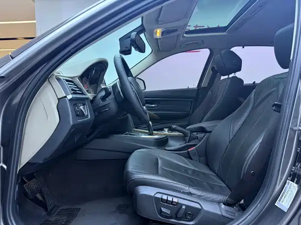 BMW 3 Series 2015