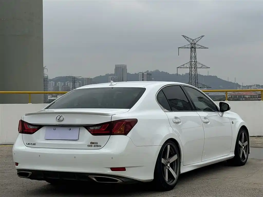 Lexus GS 2015 — фото 5