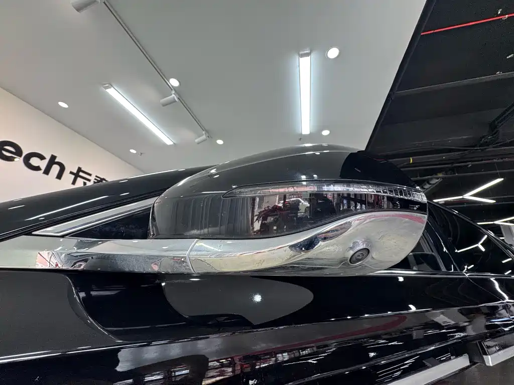 Lincoln Z 2022 — фото 22