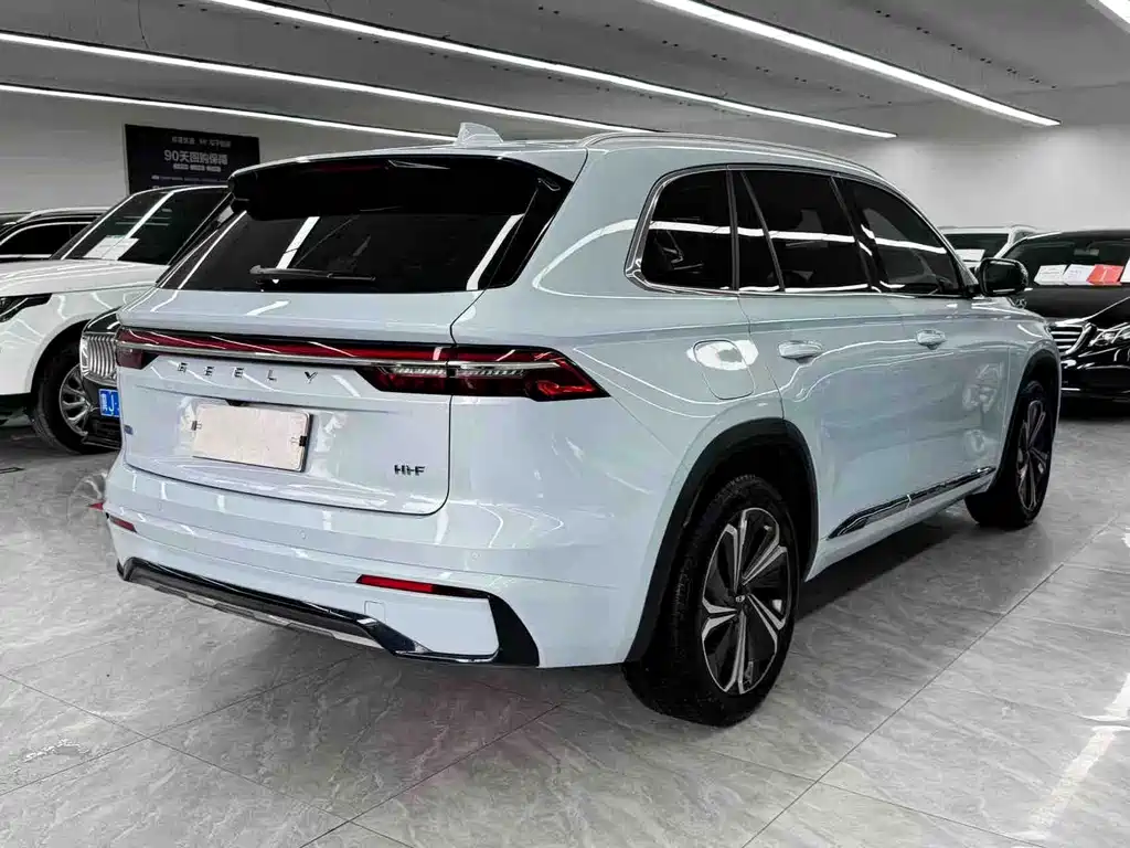 Geely Xingyue L 2023 — фото 4