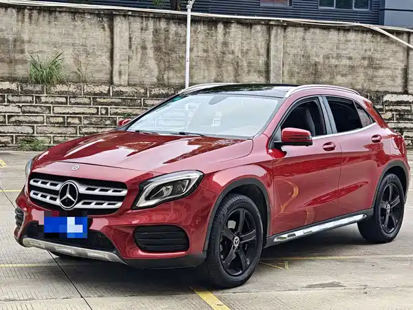 Mercedes-Benz GLA 2019