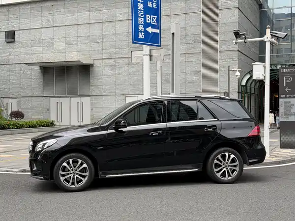 Mercedes-Benz GLE 2018