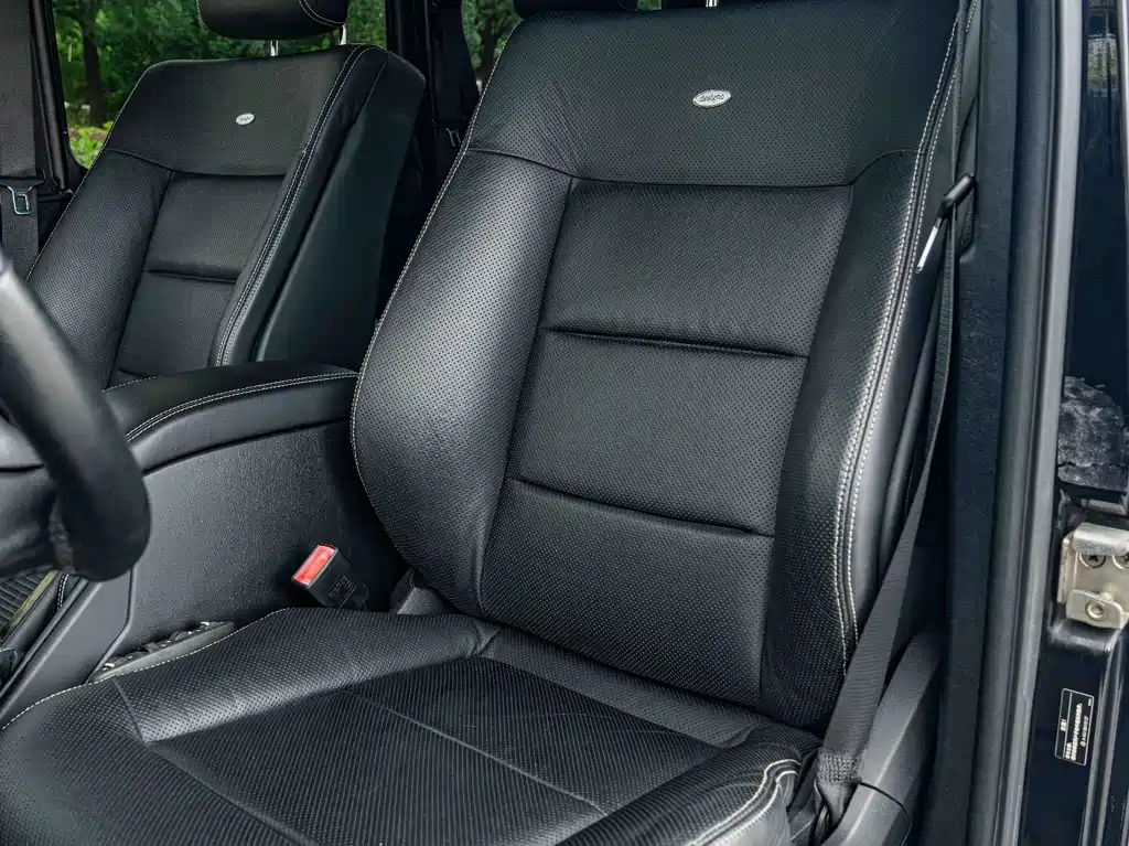 Mercedes-Benz G-Class AMG 2010 — фото 12