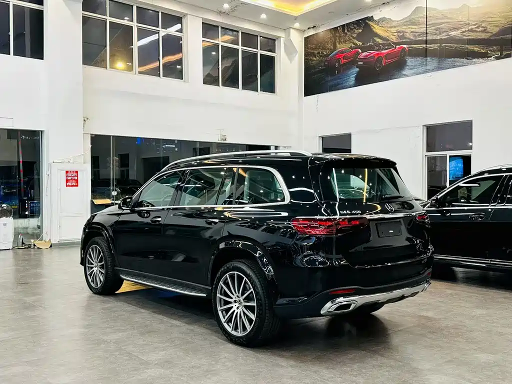 Mercedes-Benz GLS 2024 — фото 4