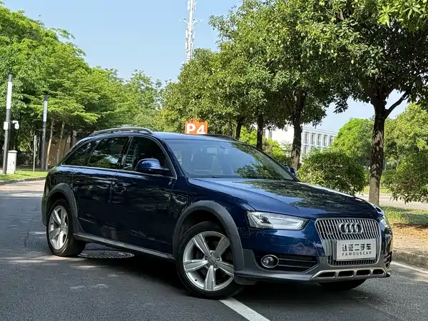Audi A4 2014