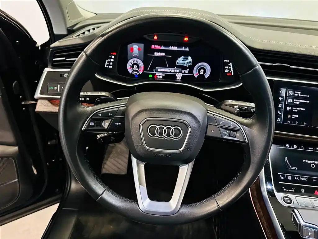 Audi Q7 2023 — фото 14