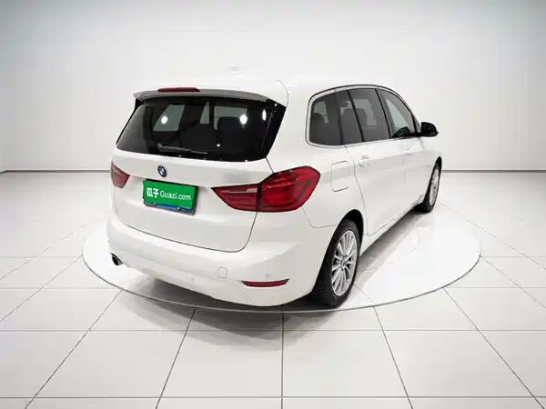 BMW 2 Series Wagon 2018