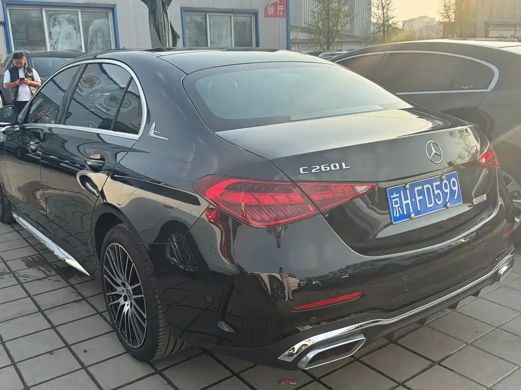 Mercedes-Benz C-Class 2023 — фото 7