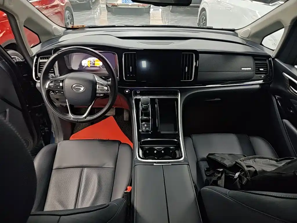 GAC Motor Trumpchi M8 2021 — фото 10