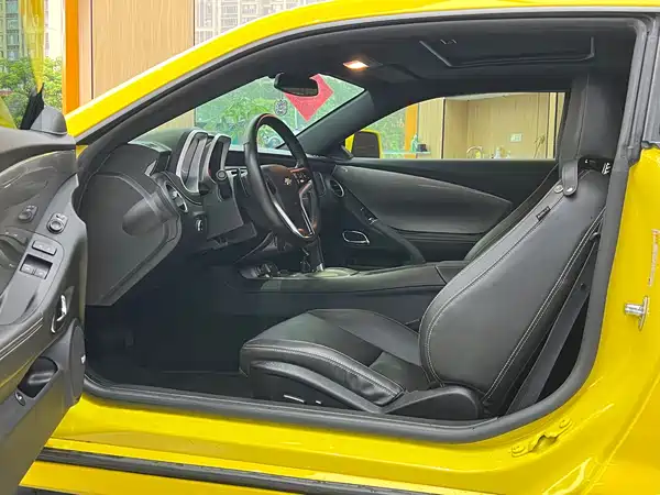 Chevrolet Camaro 2015