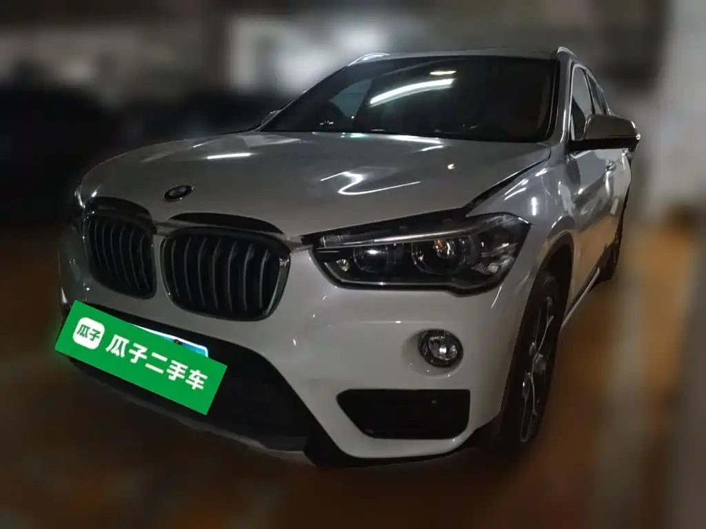 BMW X1 2018 — фото 1