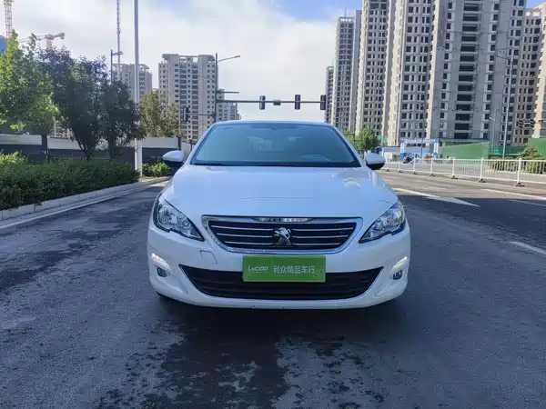Peugeot 408 2016